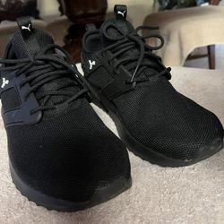 Puma Size 10 1/2 Good Conditions 