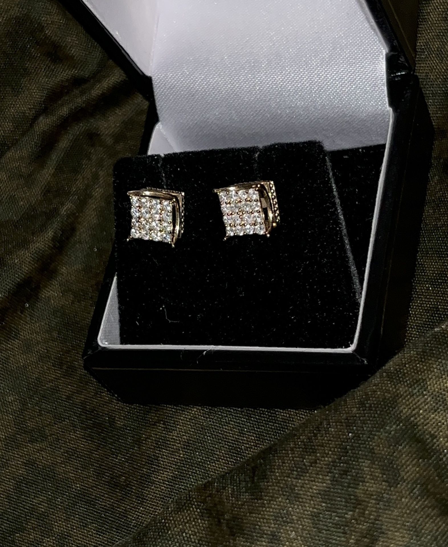 Men’s Diamond Earrings