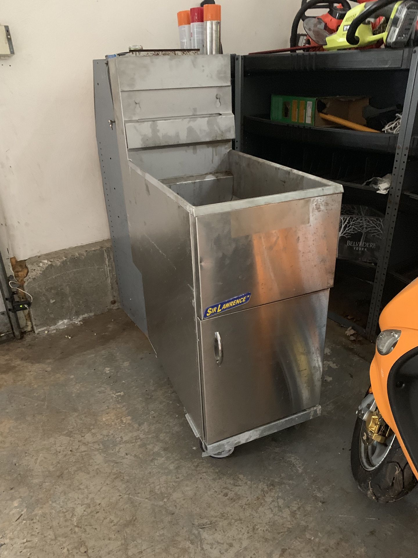 Deep fryer commercial