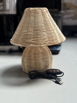 Rattan Mushroom Table Lamp