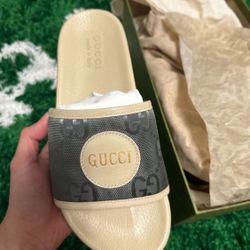 Gucci Slide Size 7