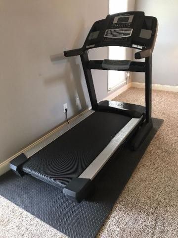 NordicTrack Elite 5700 treadmill