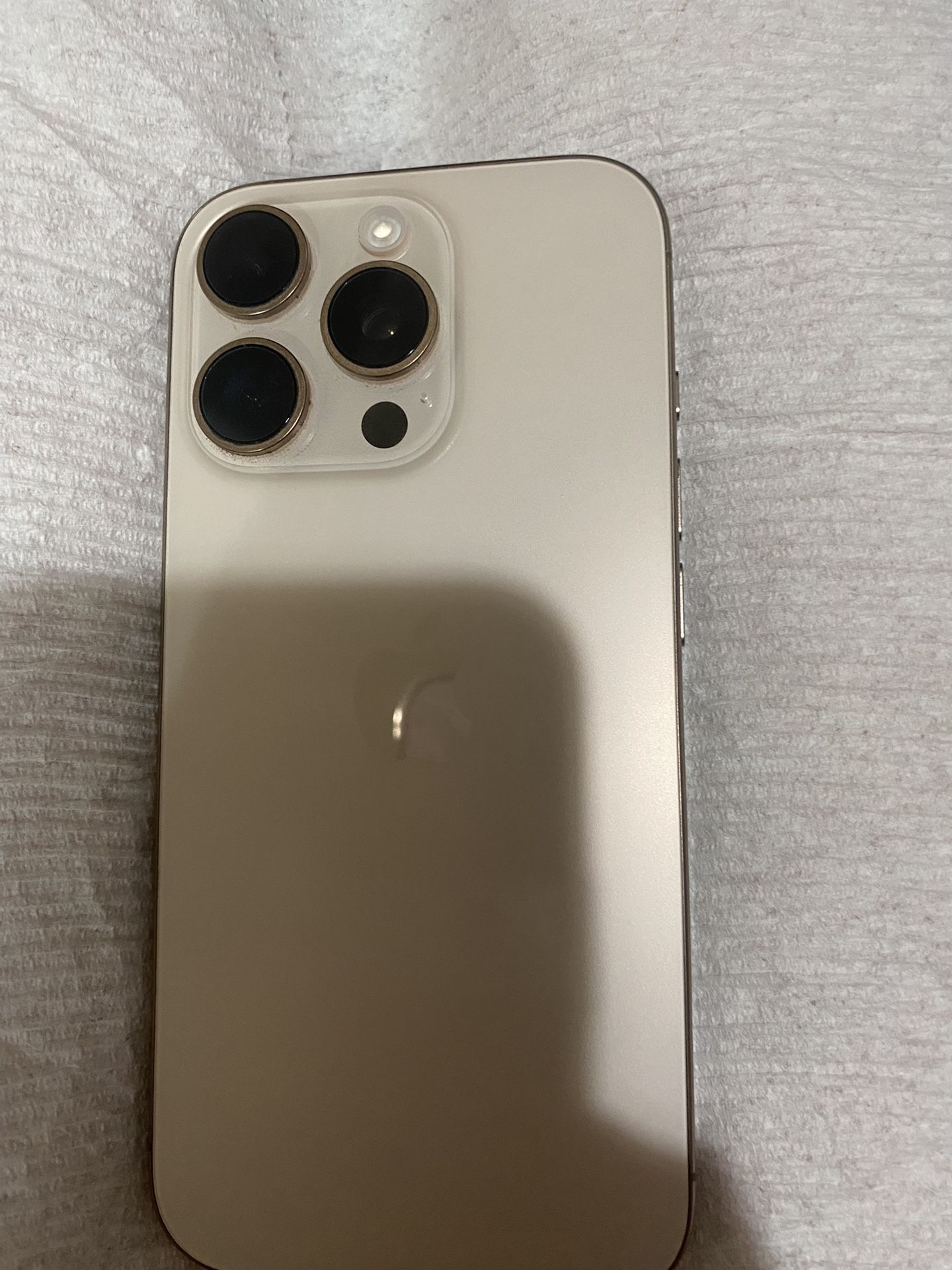 Apple iPhone 16 Pro Unlocked
