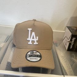 LA snapback
