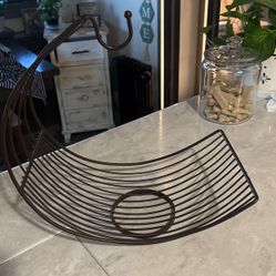 Fruit/vegtable Holder With Banana Hook