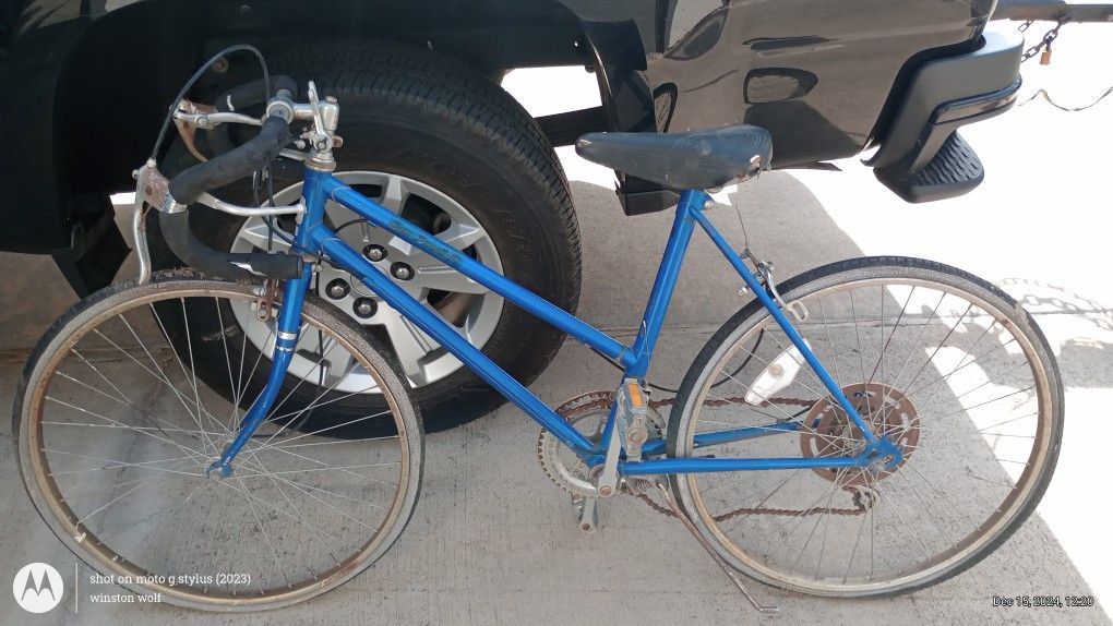 vintage huffy and murray bikes