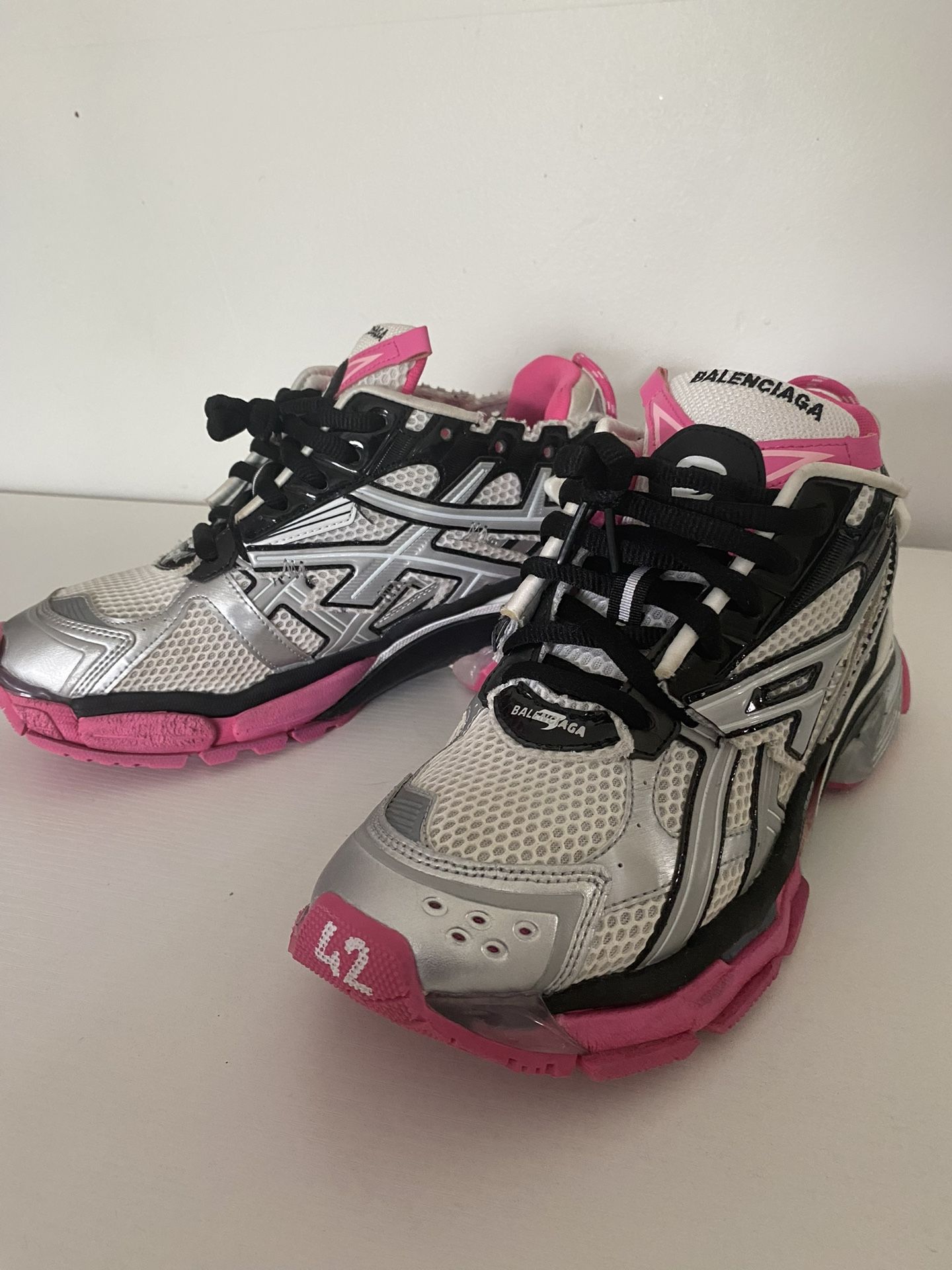balenciaga runners