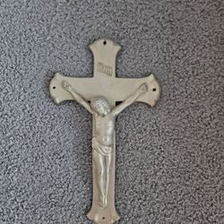 Vintage Metal crucifix
