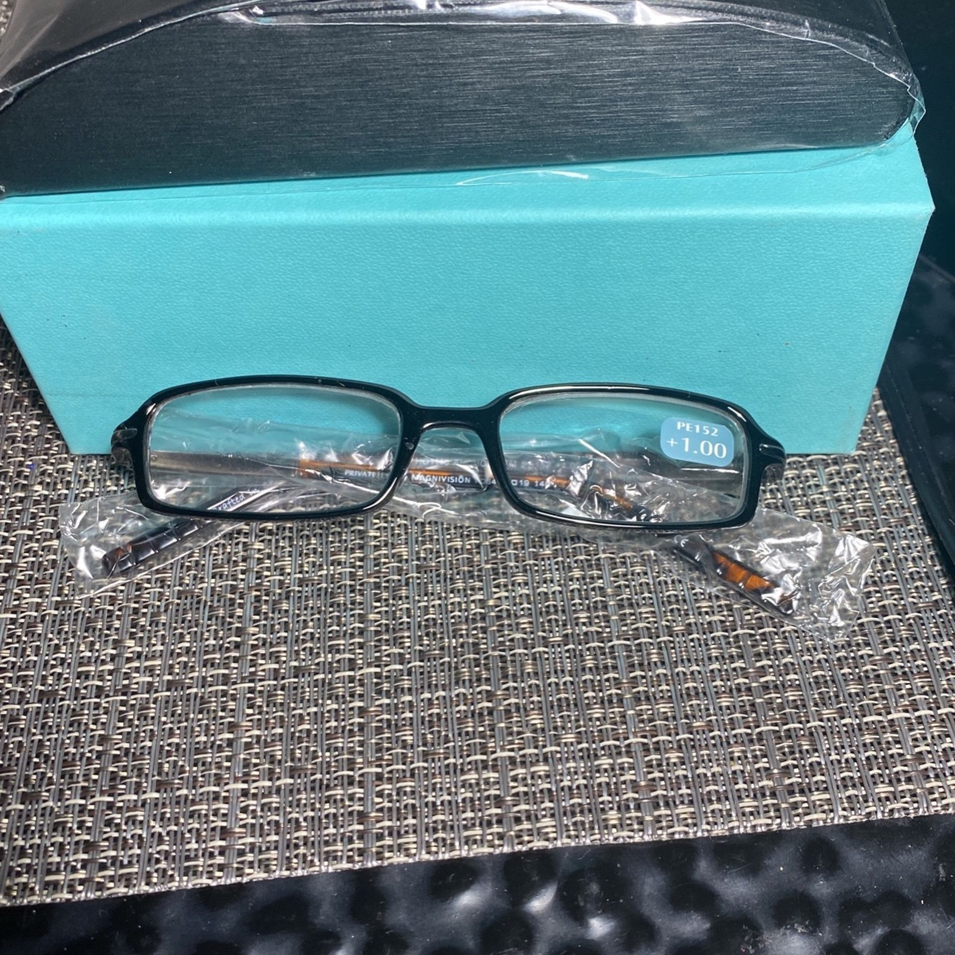 Reading Glasses  + 1.00 Private Eyes Magnavision PE 152 Style Black 