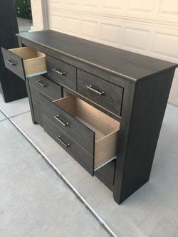 Signature design by ashley annifern dresser deals