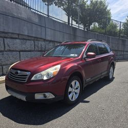 Subaru Outback 2011