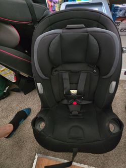 Safety 1st Grow & Go Adjustable carseat