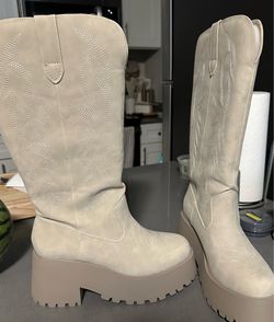 Western inspired platform boots
