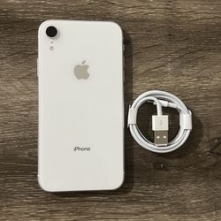 Apple iphone XR 64GB Unlocked