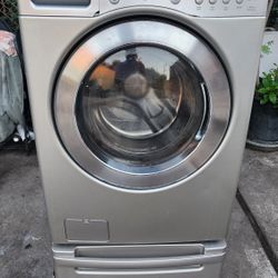 Preciosa Lavadora LG lista Para Usar Super Limpia Trabaja Muy Bien $200