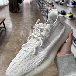 YZY 350 V2