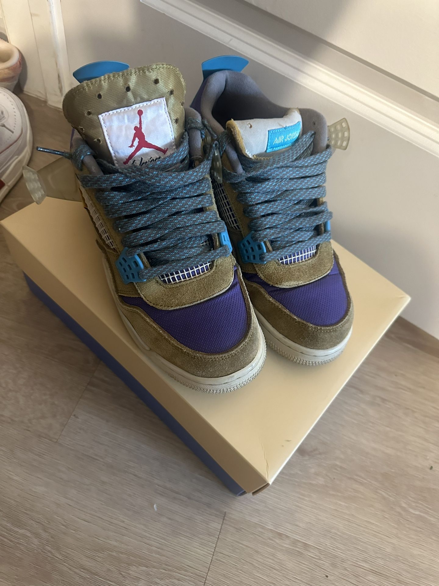 Union LA Jordan 4s