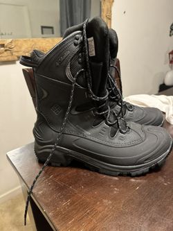 Men’s Columbia Boots Size 11.5