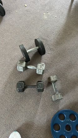 Miscellaneous dumbbells.