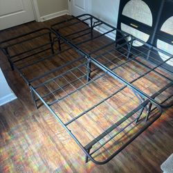 2 Twin Bed Frames Fits A Queen Mattress