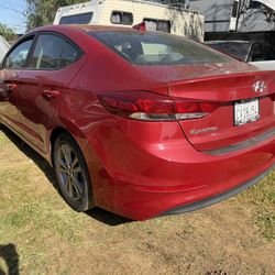 Hyundai Elantra 2018