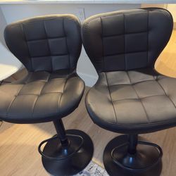2 Black Stools