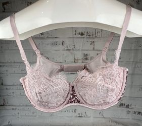 NWT Victoria’s Secret Lace & Sequins Bra 34DD