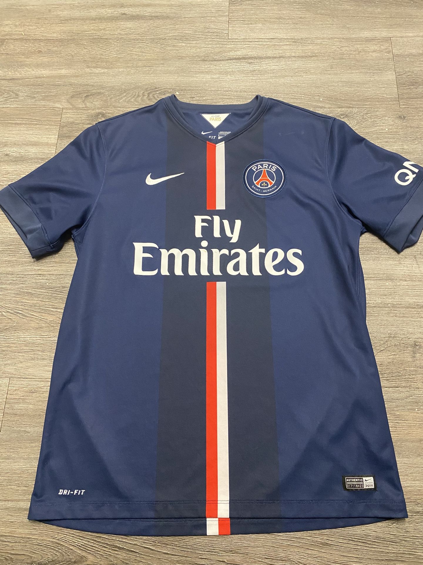 2014-2015 PSG Home Shirt. Size Large