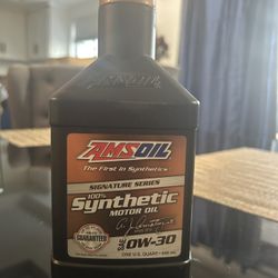 AMSOIL SIGNATURE SERIES 0W-30 100% SYNTHETIC MOTOR OIL