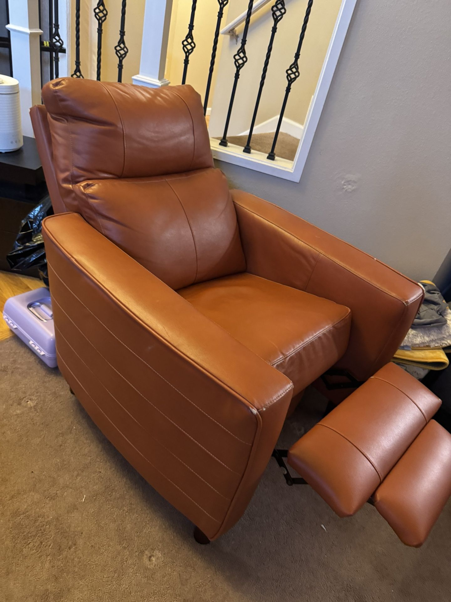 (2)Leather Recliner Chair