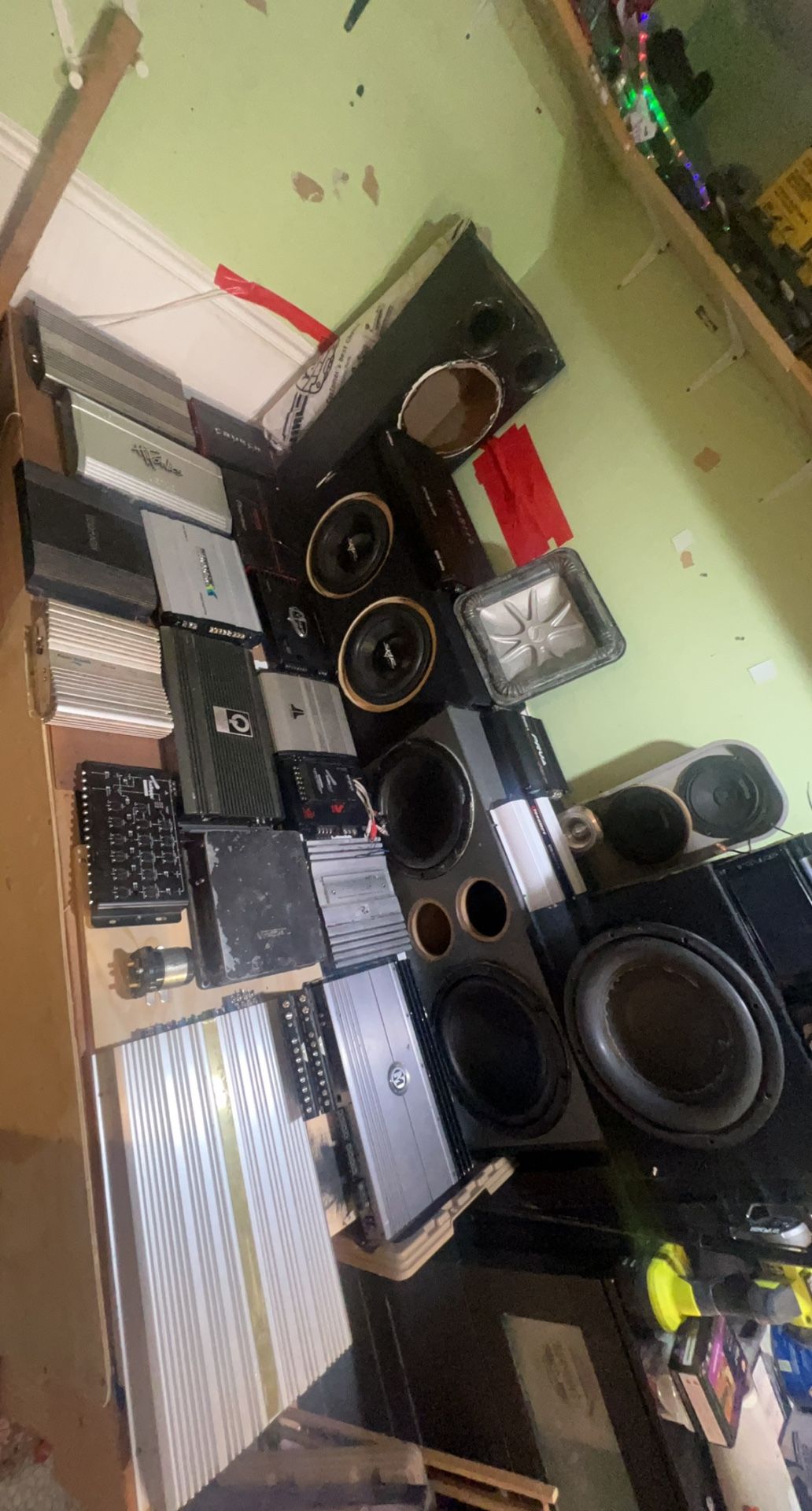 CAR AUDIO AMPS AND SPEAKERS WILL SELL ALL AT ONCE OR INDIVIDUALLY HMU WITH OFFERS!