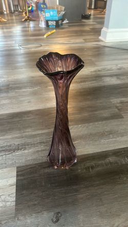 Beautiful hand blown Vintage vase