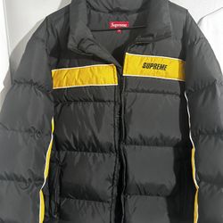 Supreme Puffer Jacket Size XL