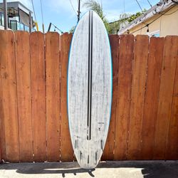 Like new! Torq Big Boy 23 Surfboard in ACT Construction