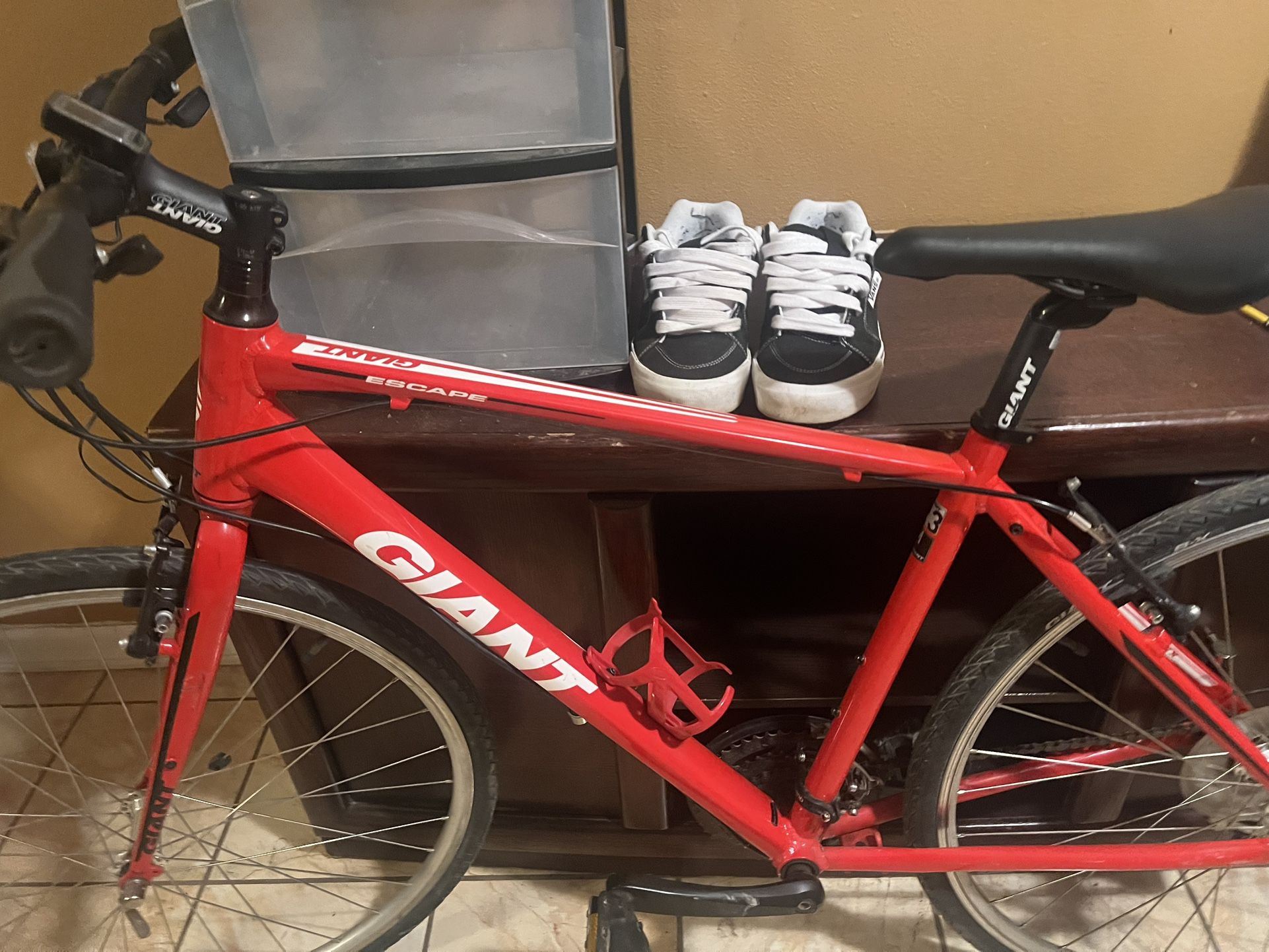 Giant Bike Escape 3