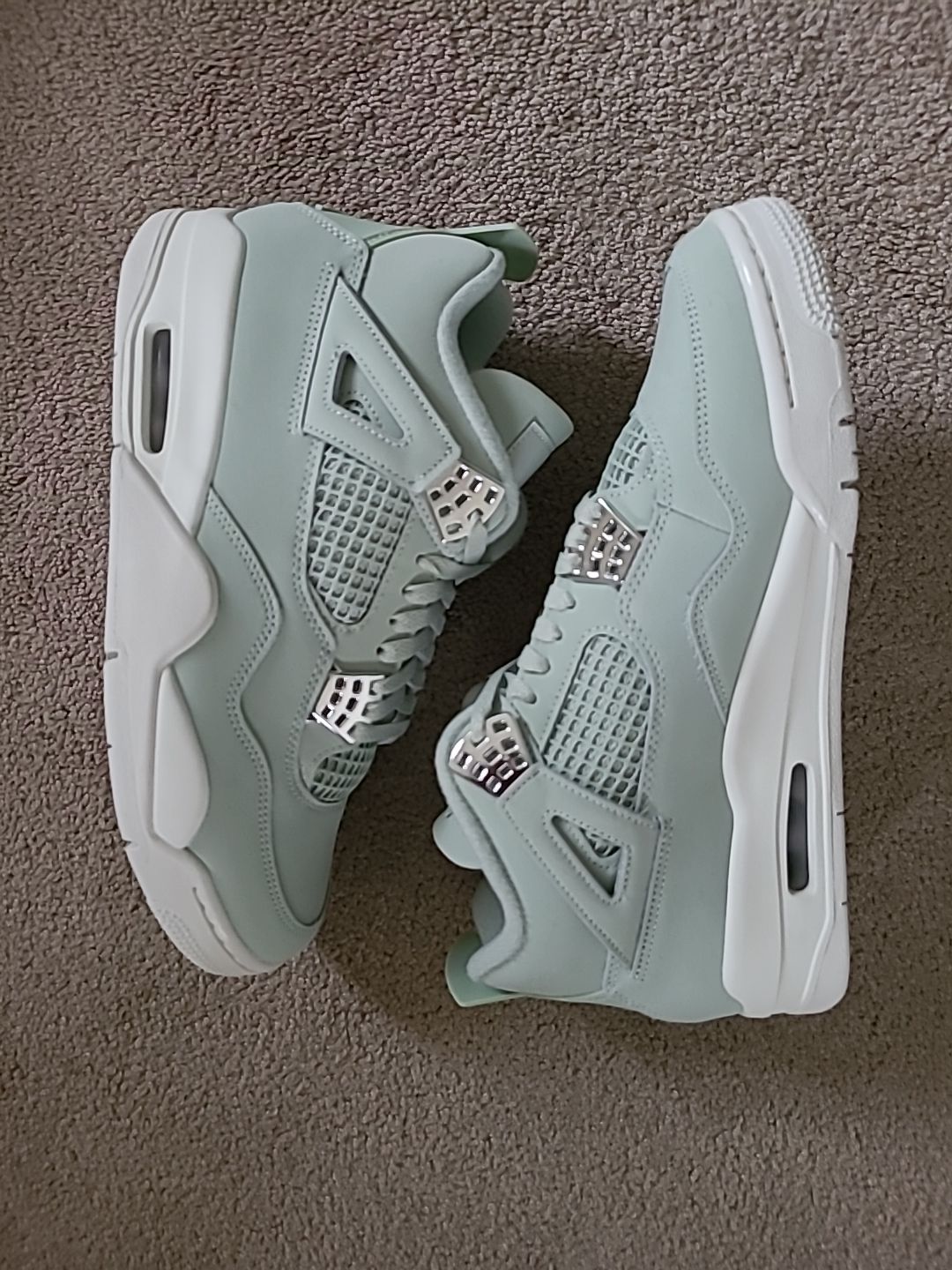 Air Jordan Retro 4 size 11wmns/9.5 Men