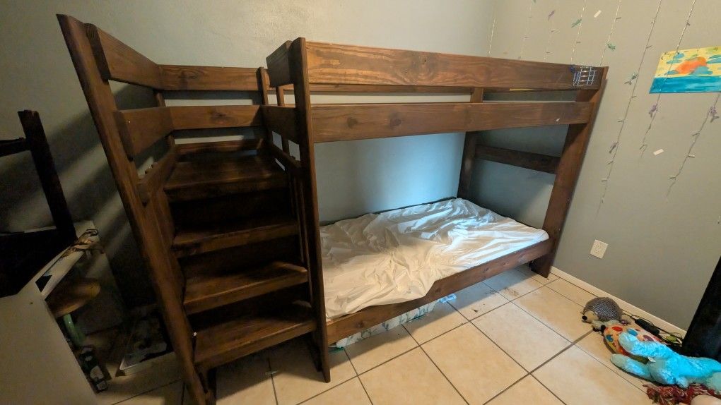 Solid Wood Bunk Bed