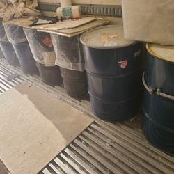 Chicken / Animal Feed . Organic Wheat & Peas In 55 Gallon Drums Barrels