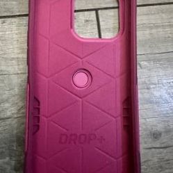 OtterBox iPhone 14 Pro Commuter Series Phone Case