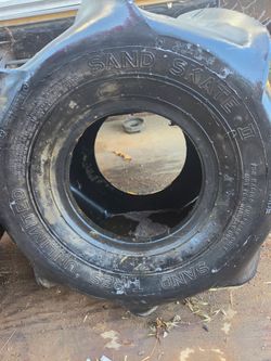 Paddle tires
