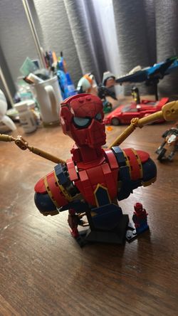 Fully Put together Lego Spiderman Bust