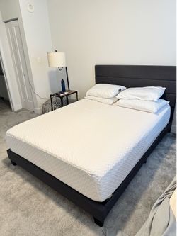 Queen Bed + 12" Gel Memory Foam Queen Mattress (Lucid)