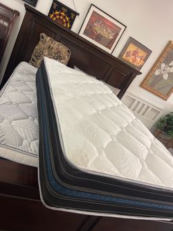 Twin mattress