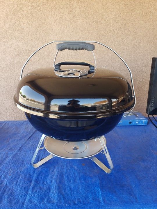 Weber portable grill