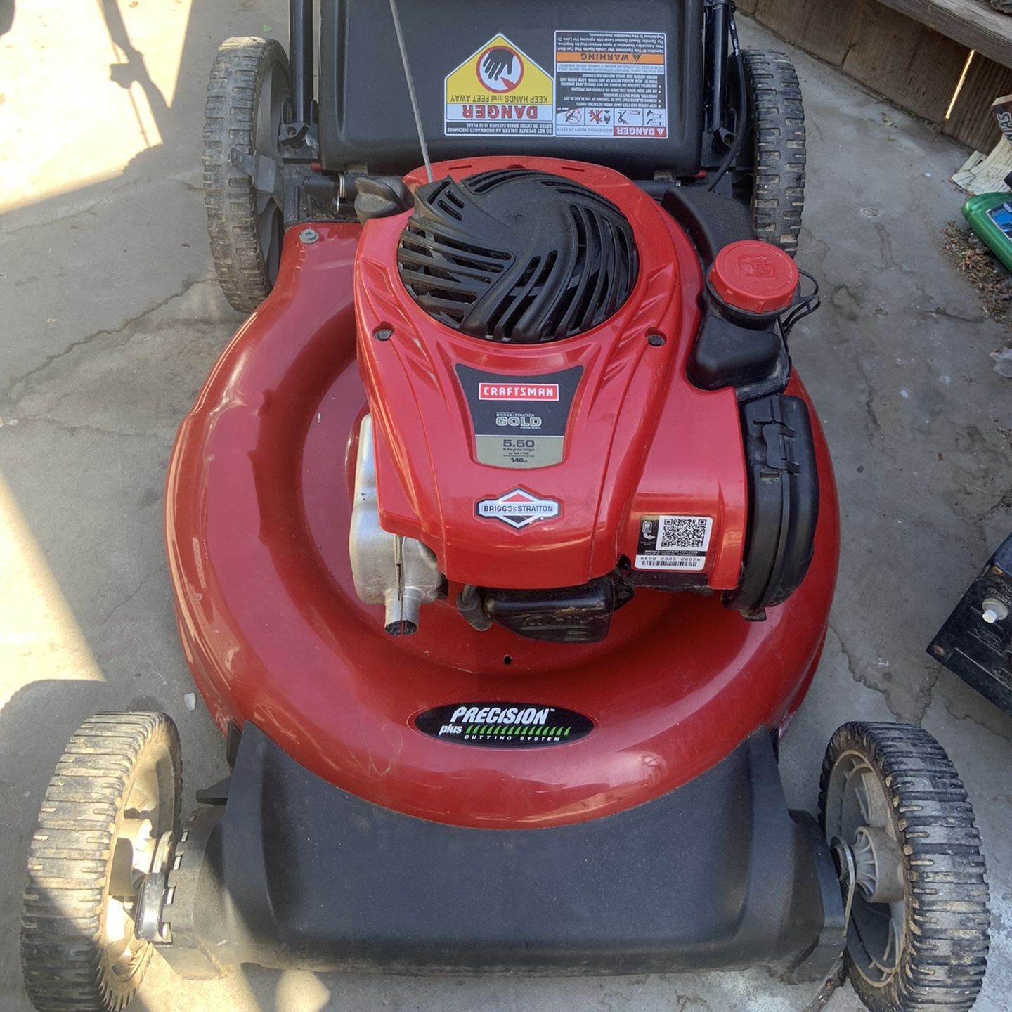 CRAFTSMAN 5.50 140CC BRIGGS STRATTON LAWN MOWER for Sale in