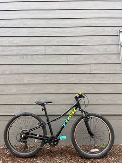 Trek Precaliber 24 Kids’ Bike 8-Speed – Lightweight Aluminum Frame Youth Bicycle