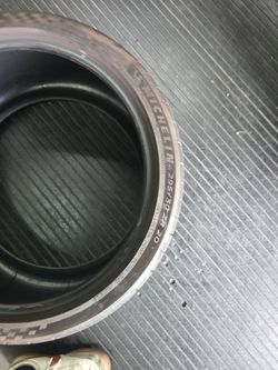 295/30R20 Michelin 