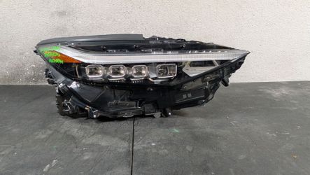 2023-2024-2025 TOYOTA BZ4X RIGHT HEADLIGHT MULTIBEAM OEM USED #10377
