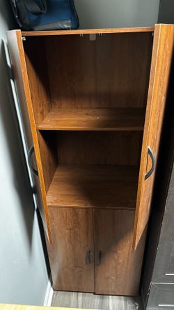 Wood cabinet