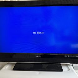 32” Vizio Flat screen TV